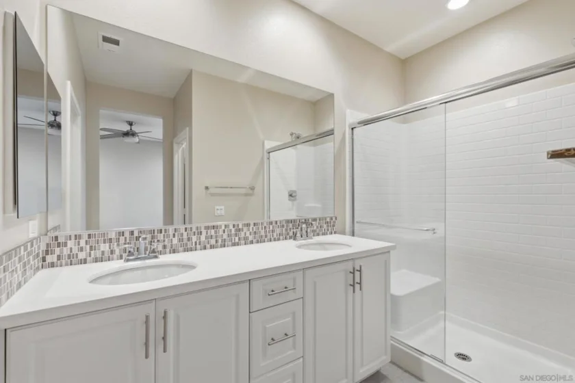 2601 Cranston #710 photo 24
