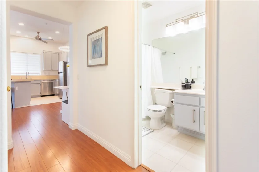 210 California Court photo 19