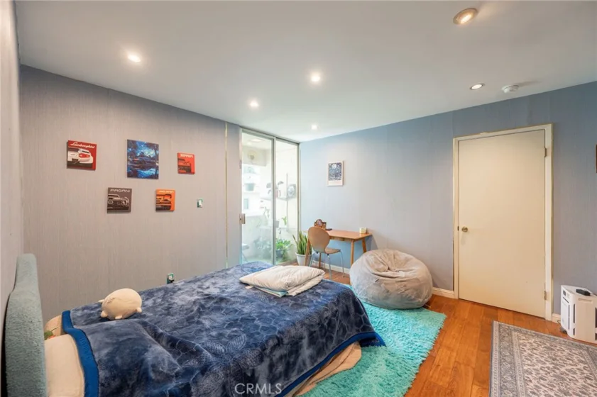 2260 N Cahuenga ##507 photo 5