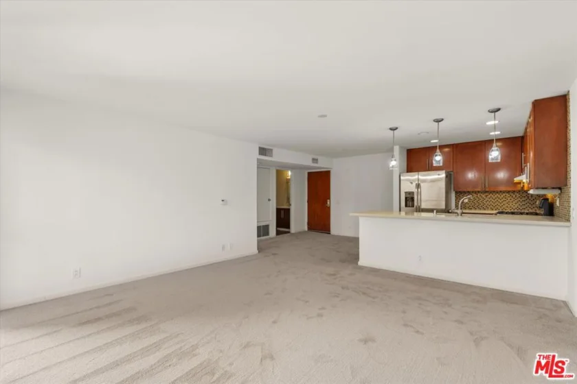 4702 Fulton Avenue #202 photo 6