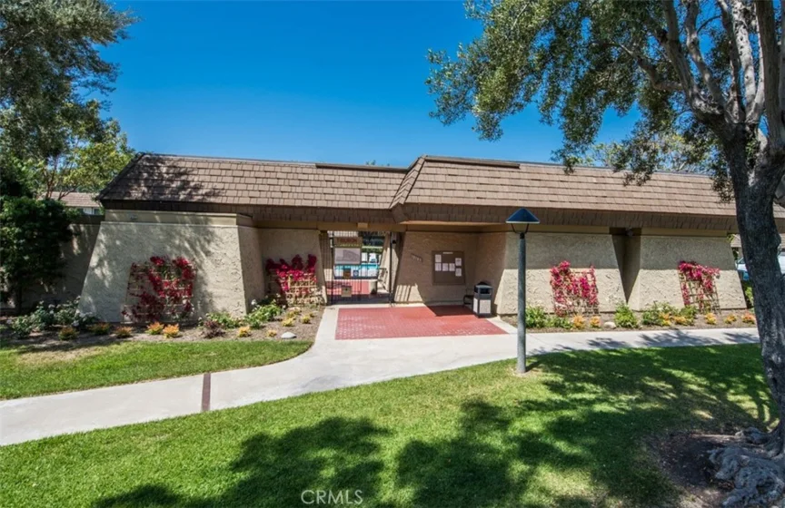10204 Durango River Court photo 39