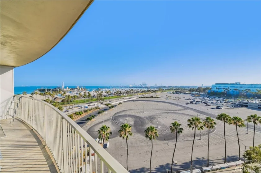 700 E Ocean Boulevard #1208 photo 6