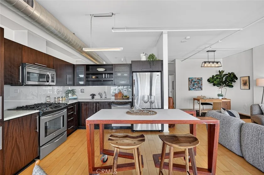 1100 South Hope Street #1006 photo 33