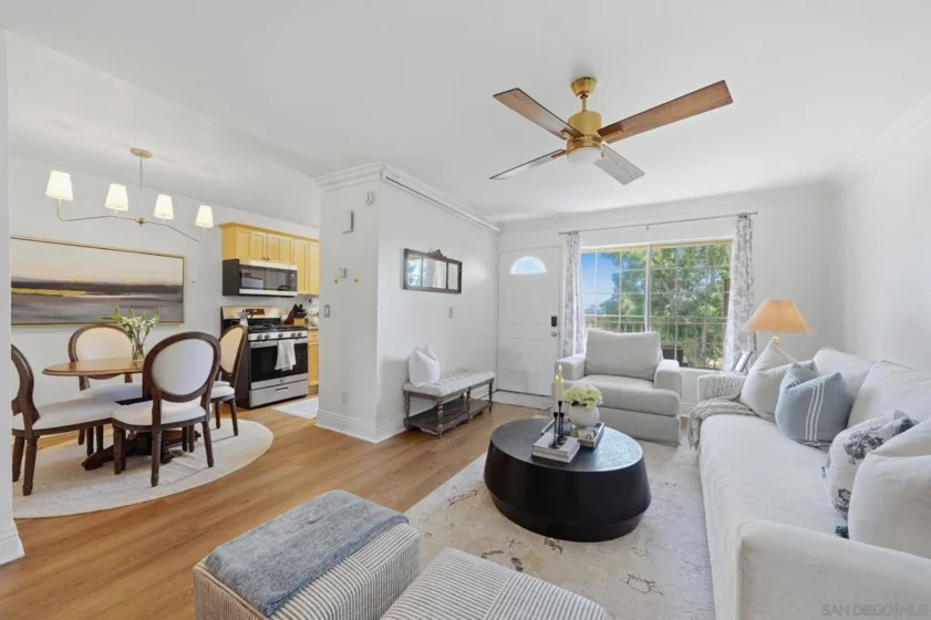 4775 Seminole Drive #201 photo 5