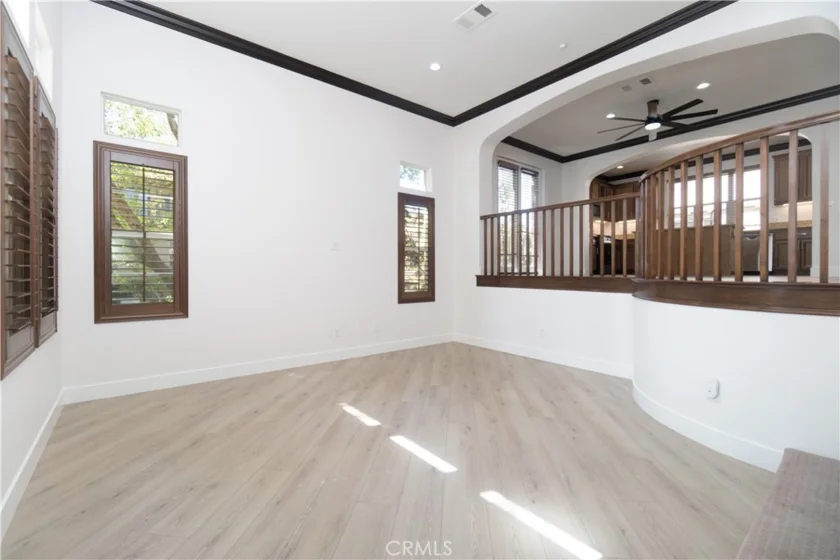 4453 Owens #101 photo 7