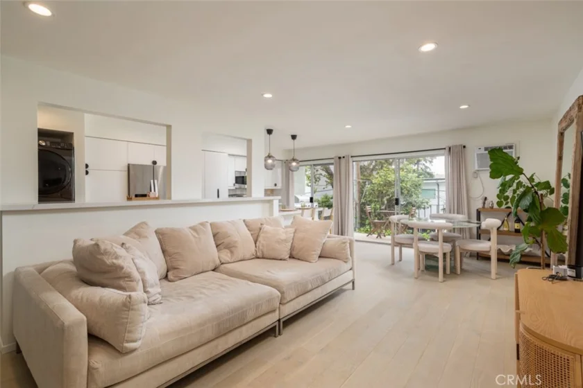 11910 Mayfield Avenue #205 photo 1