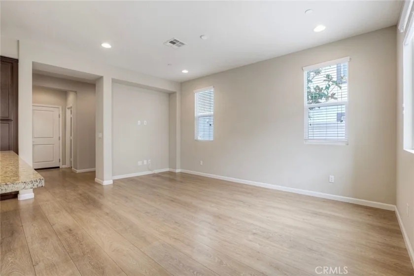 31888 Calle Luz photo 6