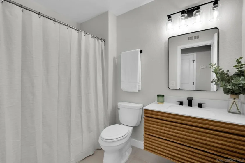 1515 Goldrush Way photo 9
