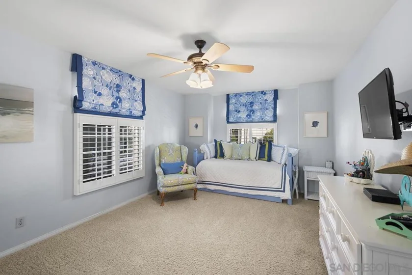 3828 Riviera Drive #2B photo 38