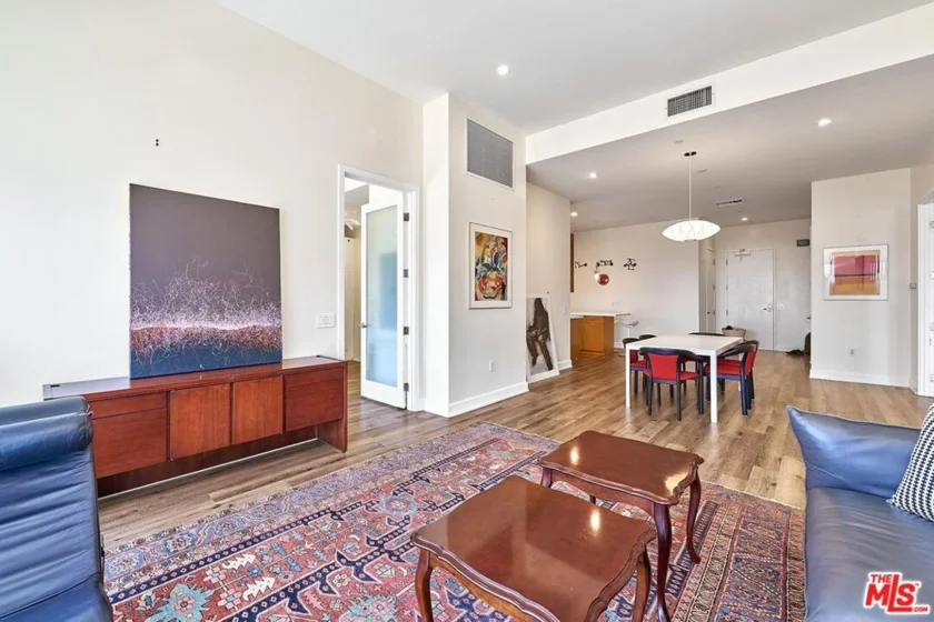 3223 W 6th Street #1005 photo 7