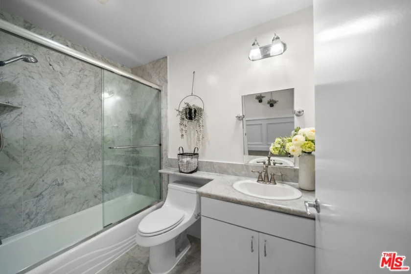 739 Lorraine Boulevard #402 photo 31