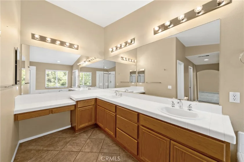26919 Lemon Grass Way photo 23