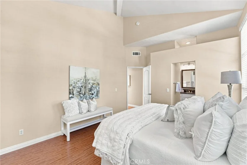 1080 South Rossano Way photo 27