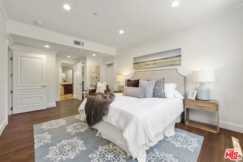 918 S Wooster Street #1 photo 19