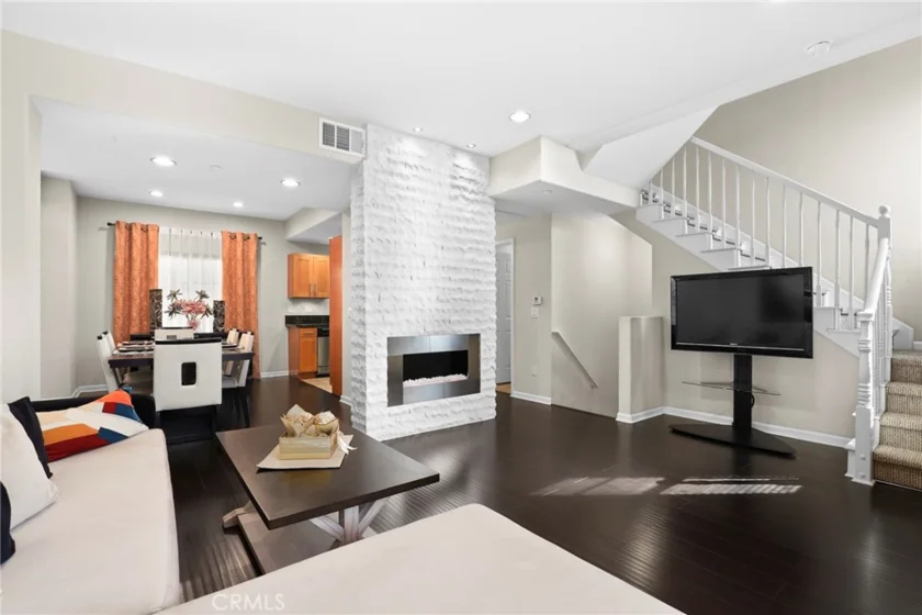 879 Michigan #G photo 3