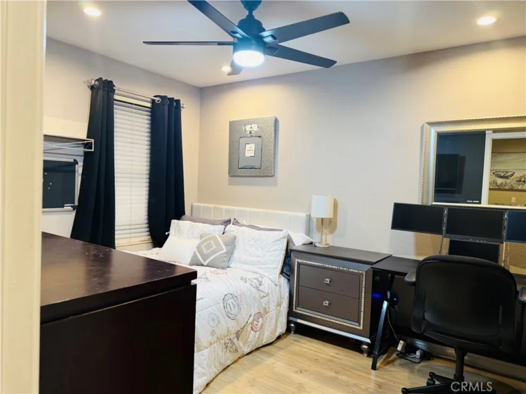 25933 Schafer photo 39