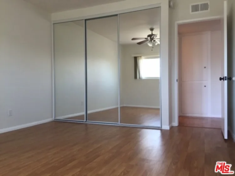5252 Coldwater Canyon Avenue #207 photo 12