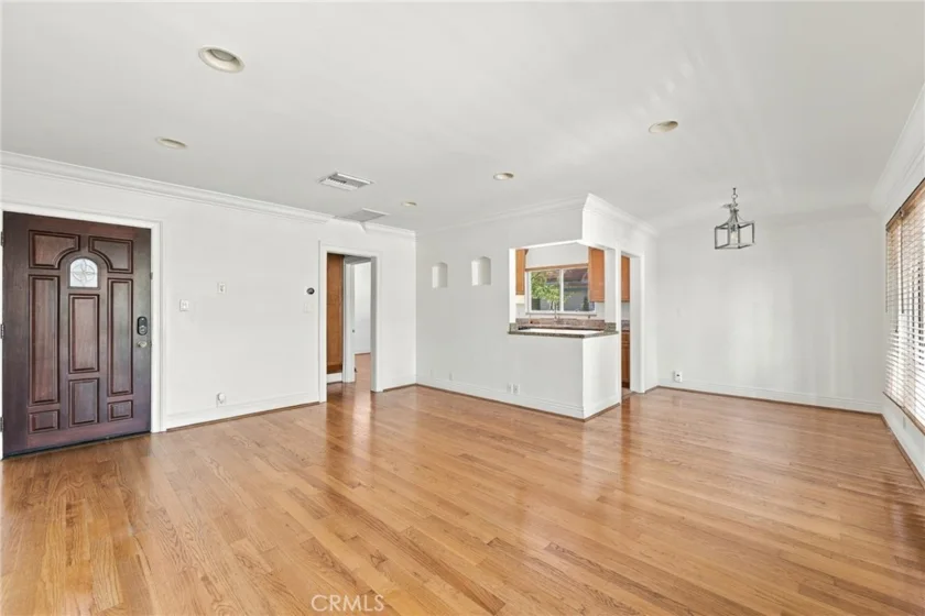 14934 Dickens Street #12A photo 4