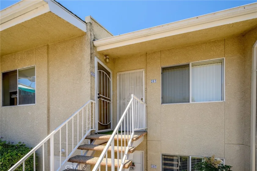 4558 Willis Avenue #203 photo 3
