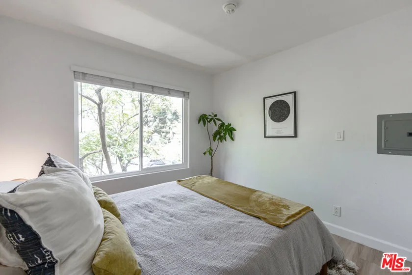 1208 Summertime Lane photo 11