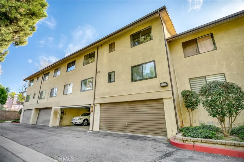 7308 Corbin Avenue #G photo 20