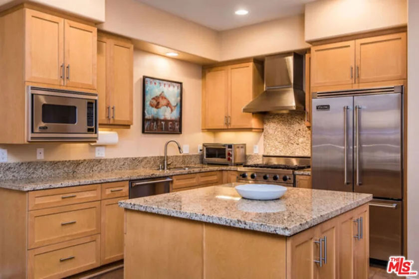 4050 Glencoe Avenue #217 photo 8