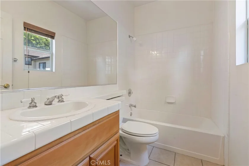 500 N Rosemead #29 photo 16