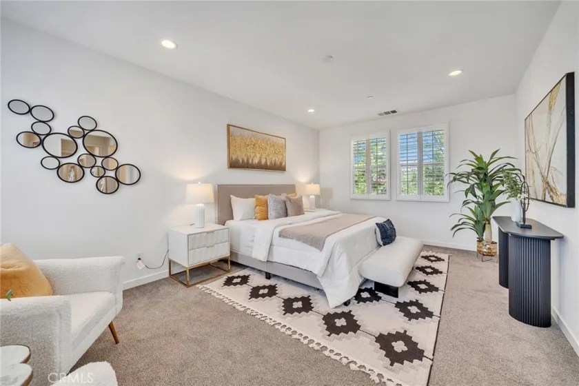 182 Finch photo 20