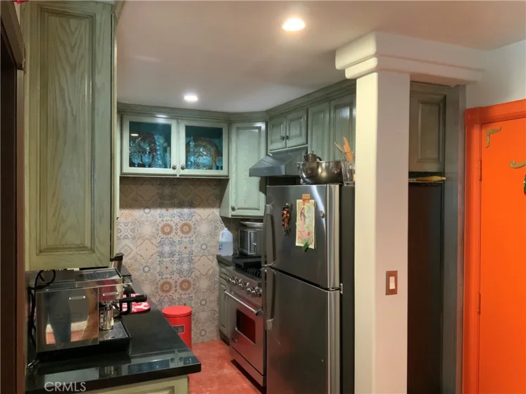 409 Burchett #220 photo 24
