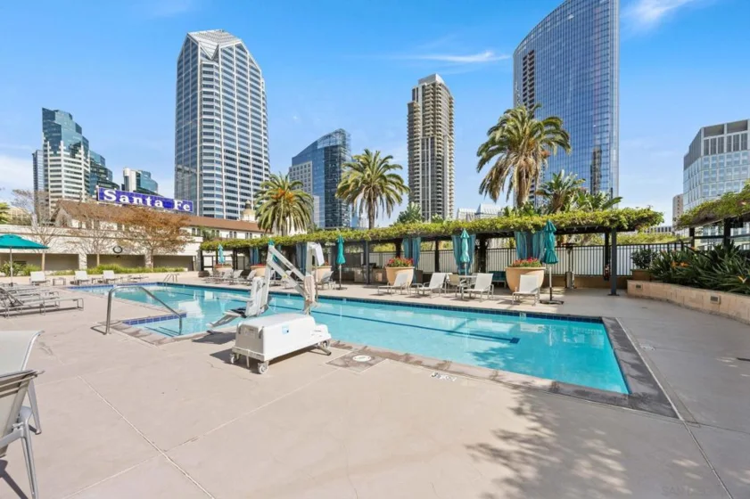 1199 Pacific Hwy #3202 photo 41