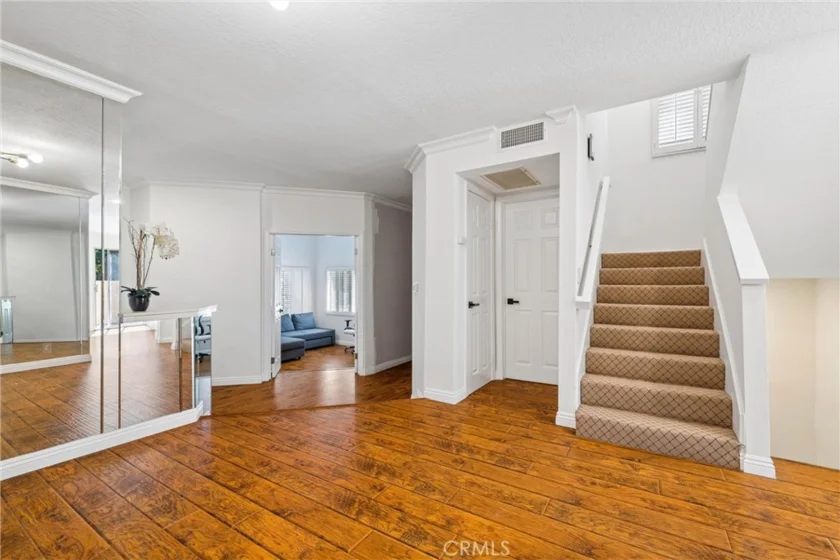 18730 Hatteras #48 photo 8