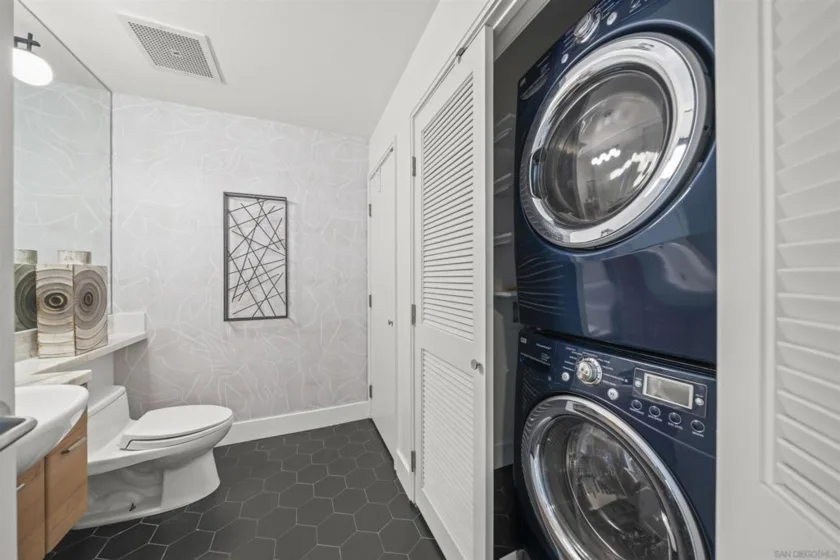 575 6th Avenue #804 photo 9