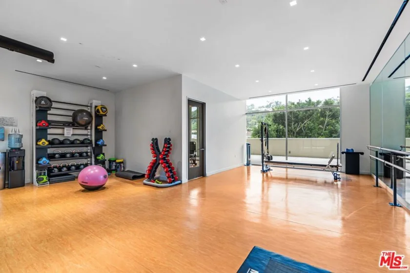 9255 Doheny Road #703 photo 26