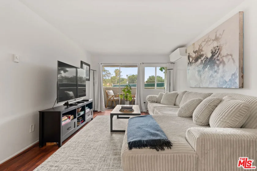 4900 Overland Avenue #196 photo 2