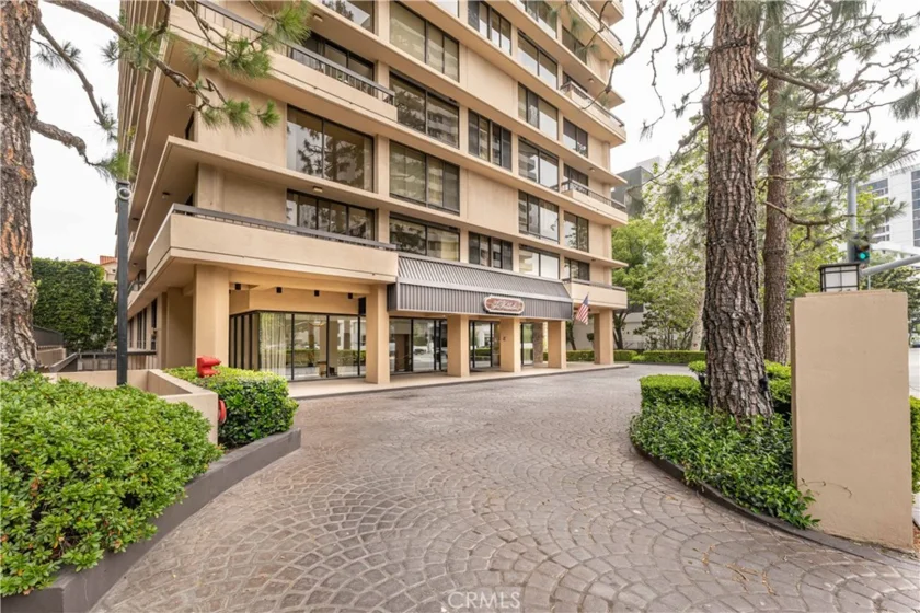 10590 Wilshire Boulevard #305 photo 32