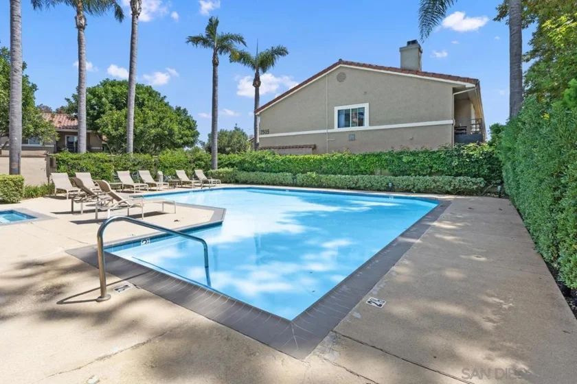 7565 Charmant Drive #417 photo 33
