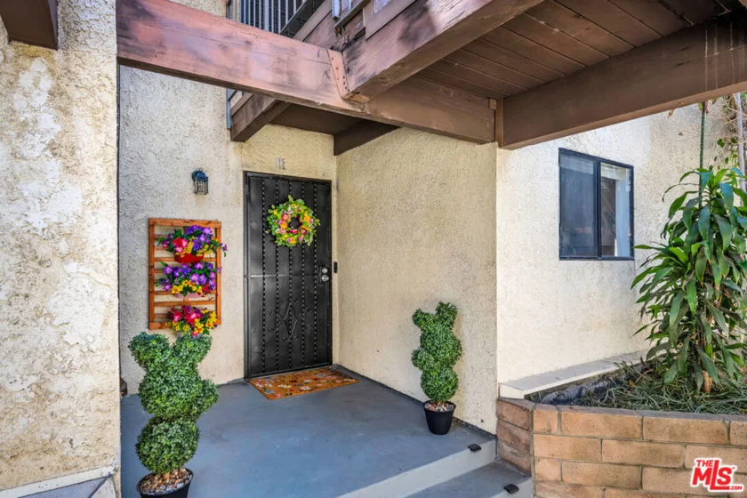 620 W Hyde Park Boulevard #111 photo 32