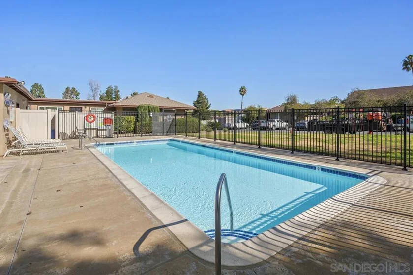 8777 Wahl Street photo 15