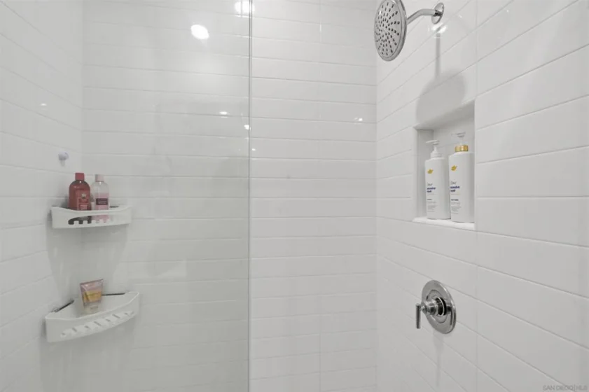 2044 Bluestone Circle photo 27