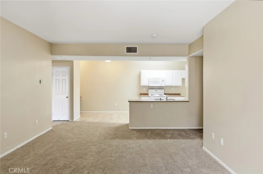 24909 Madison #2524 photo 6