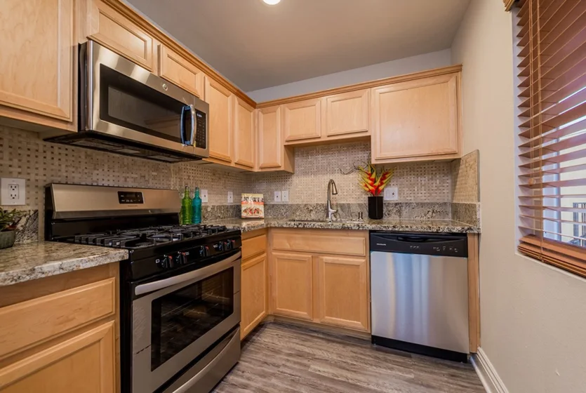 1160 E E Lexington Avenue #17 photo 1