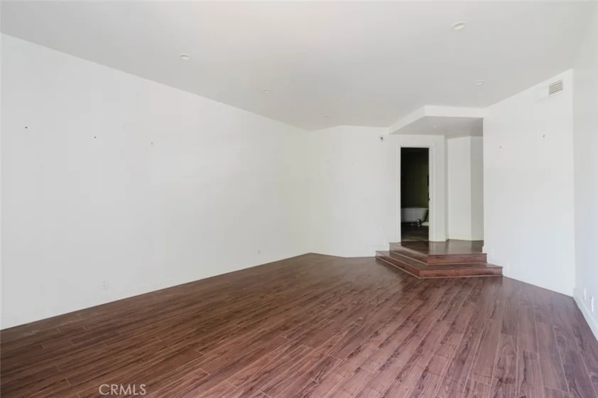 5333 Zelzah Avenue #203 photo 14