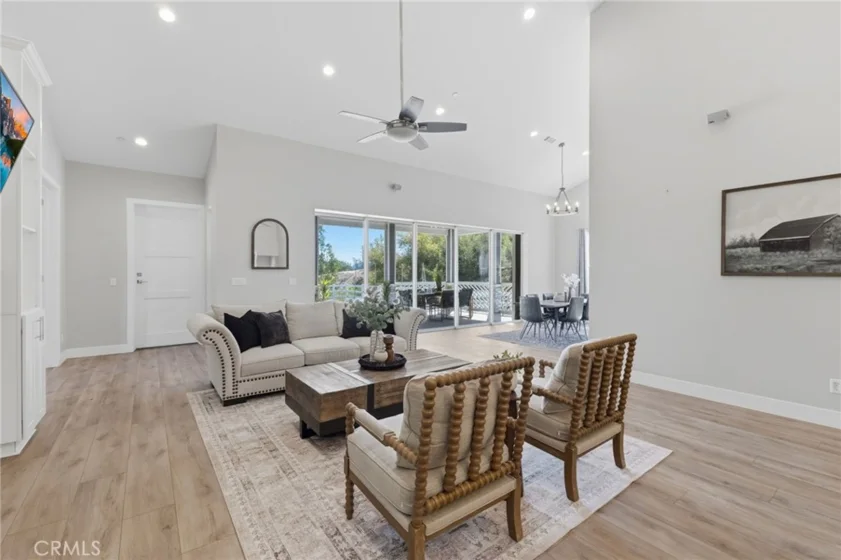 24940 Hayes photo 24