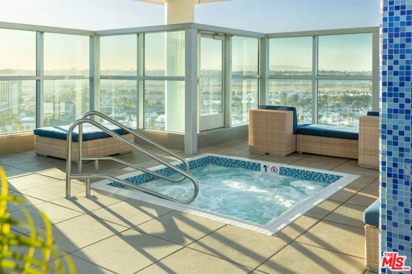 13700 Marina Pointe Drive #1411 photo 15