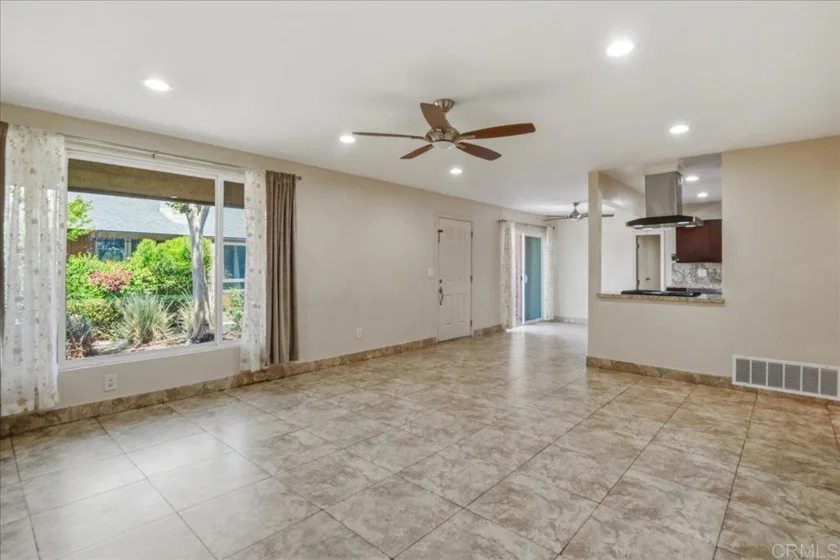 559 Oakdale Lane #C photo 12