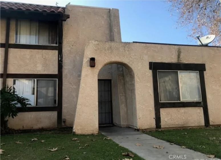 12221 Carnation Lane #B photo 1