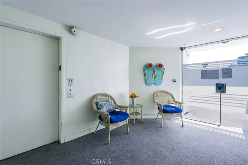 620 S Gramercy Place #211 photo 16