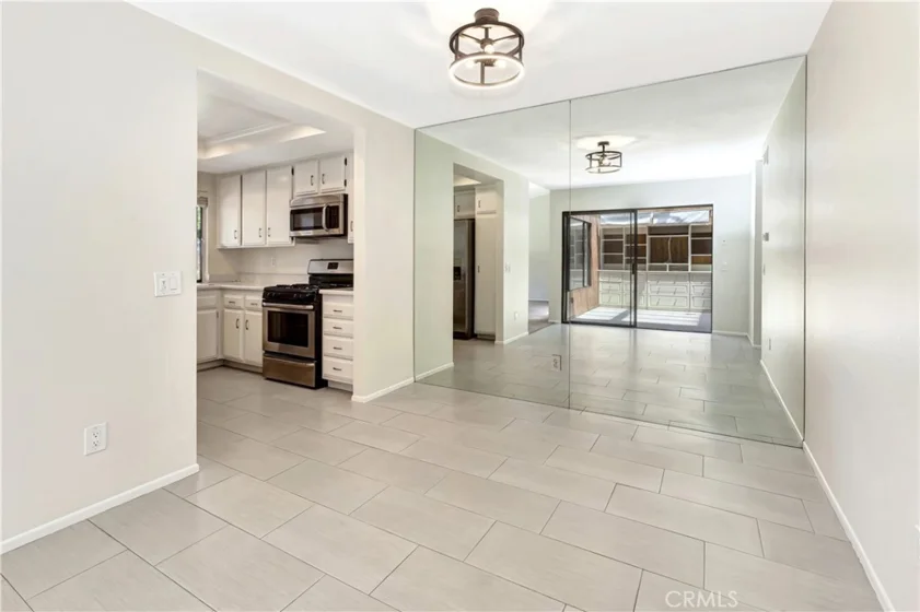 8566 Larkhall Circle #808-B photo 4