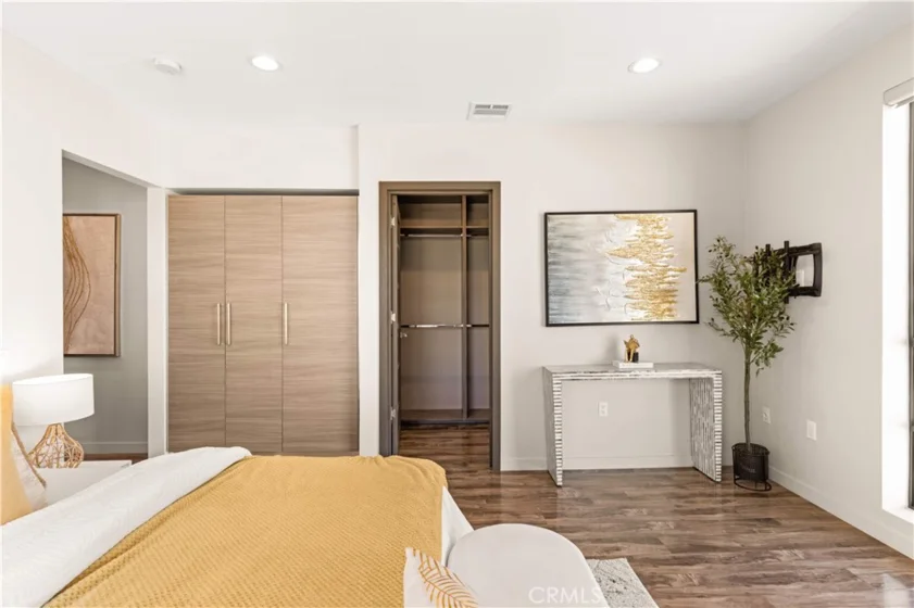 4485 Hazeltine Avenue #1 photo 44