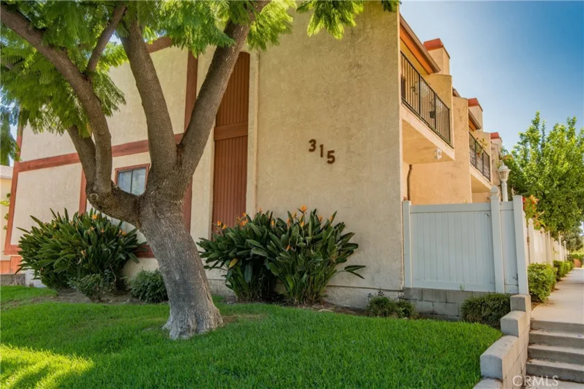 315 S Sierra Madre Boulevard #G photo 1